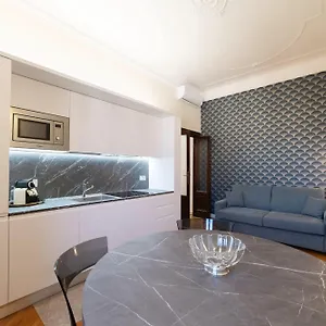 Appartamento Casa Bella 16 - 8 Min To Metro, 15 Min To Lin Airport, University Area, Milano
